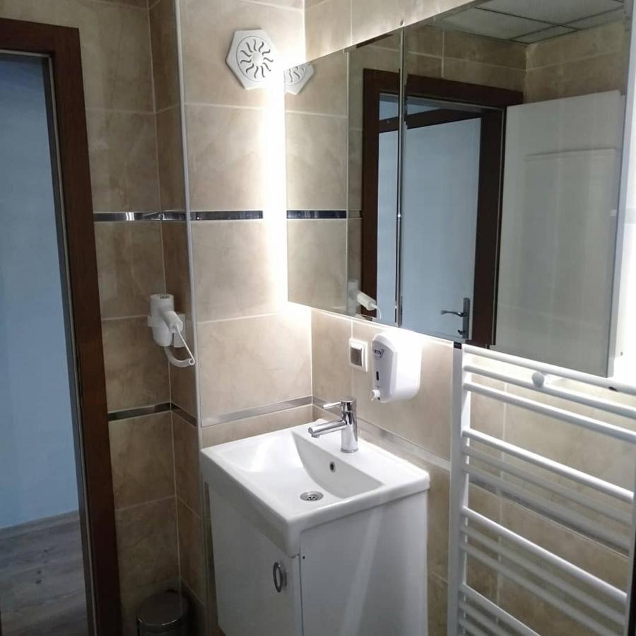 Kb Apart Otel Talas 外观 照片