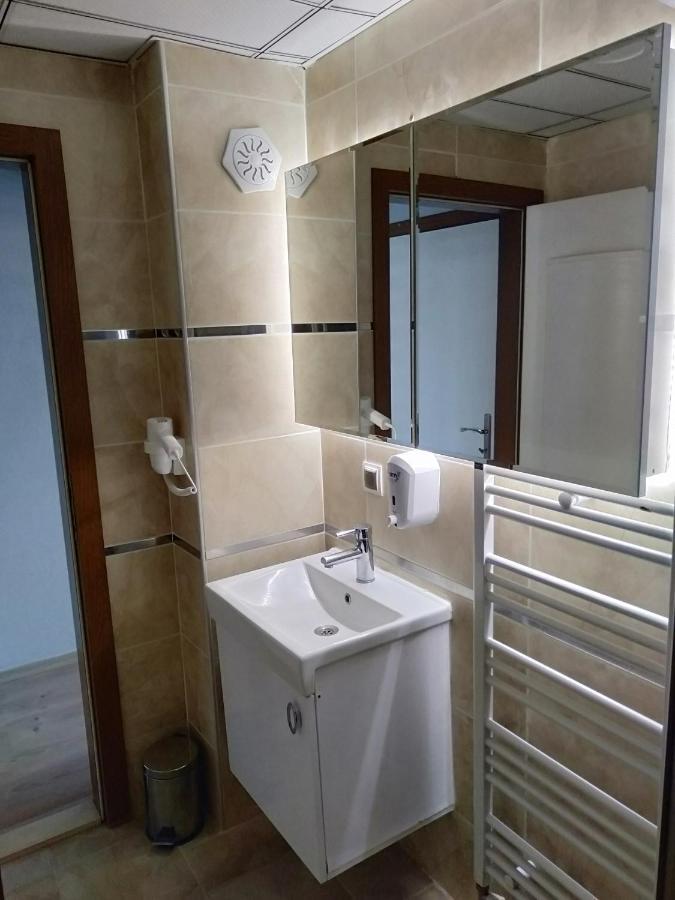 Kb Apart Otel Talas 外观 照片